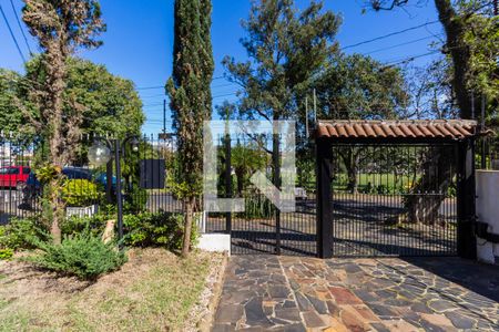 Casa à venda com 280m², 3 quartos e 6 vagas Casa à venda com 280m², 3 quartos e 6 vagasFachada da casa