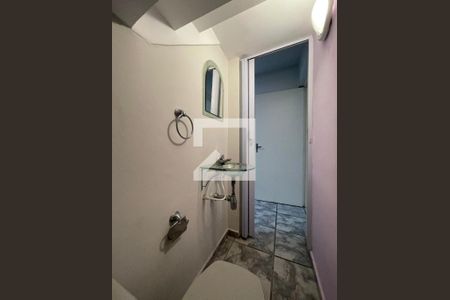 Lavabo de casa para alugar com 3 quartos, 87m² em Campo Grande, São Paulo