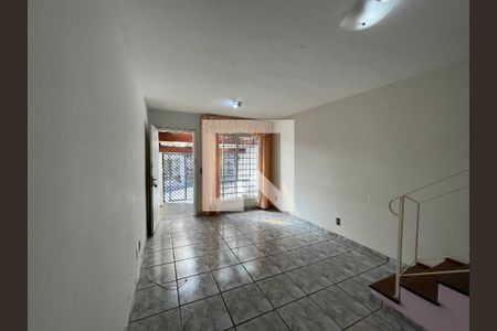 Sala de casa para alugar com 3 quartos, 87m² em Campo Grande, São Paulo