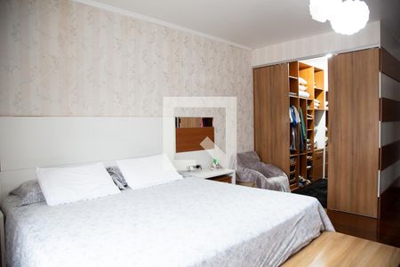 Casa à venda com 150m², 4 quartos e 4 vagasSuíte 1