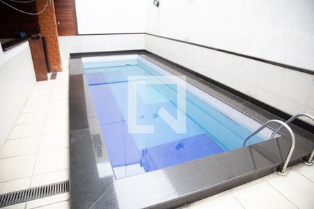 Casa à venda com 150m², 4 quartos e 4 vagasPiscina