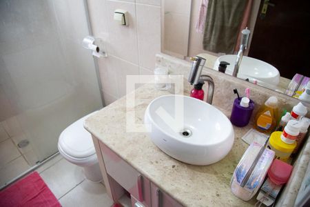 Casa à venda com 150m², 4 quartos e 4 vagasBanheiro da Suíte 2