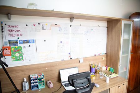 Casa à venda com 150m², 4 quartos e 4 vagasSala 1 Escritório