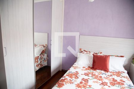 Casa à venda com 150m², 4 quartos e 4 vagasSuíte 2