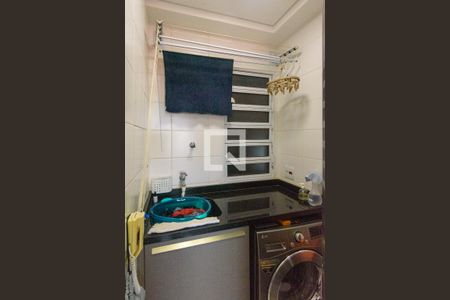 Apartamento à venda com 66m², 2 quartos e 1 vaga Apartamento à venda com 66m², 2 quartos e 1 vagaÁrea de Serviço