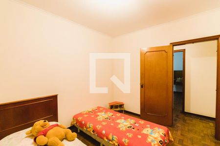 Casa à venda com 438m², 4 quartos e 4 vagasSuíte 2