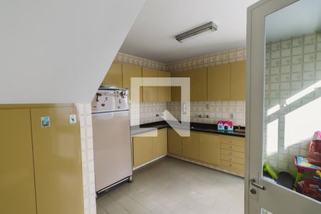 Casa à venda com 438m², 4 quartos e 4 vagasEdícula Cozinha