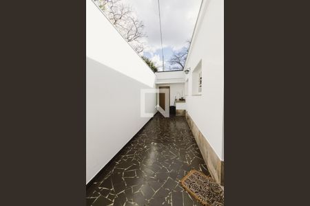 Casa à venda com 438m², 4 quartos e 4 vagasQuintal