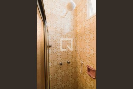 Casa à venda com 438m², 4 quartos e 4 vagasBanheiro da Suíte 3 Chuveiro