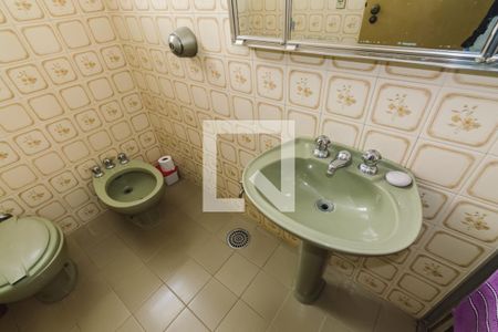 Casa à venda com 438m², 4 quartos e 4 vagasEdícula Banheiro