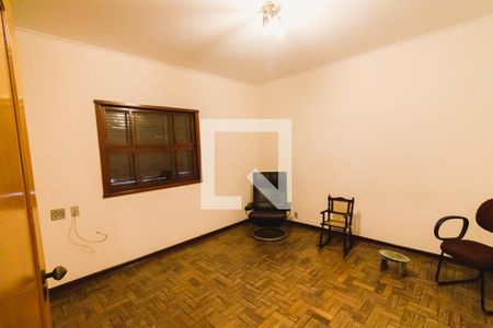 Casa à venda com 438m², 4 quartos e 4 vagasSuíte 3