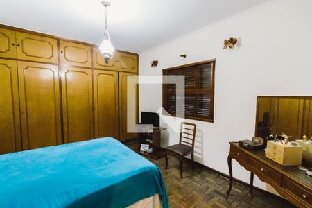 Casa à venda com 438m², 4 quartos e 4 vagasSuíte 1