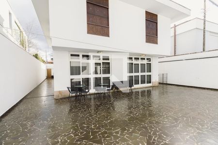 Casa à venda com 438m², 4 quartos e 4 vagasQuintal