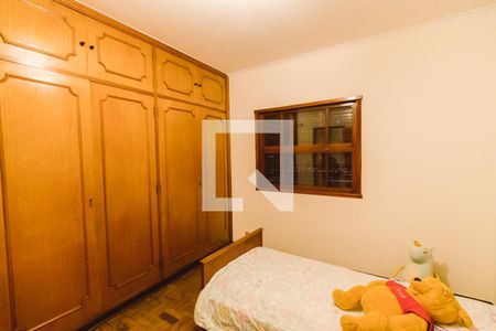 Casa à venda com 438m², 4 quartos e 4 vagasSuíte 2