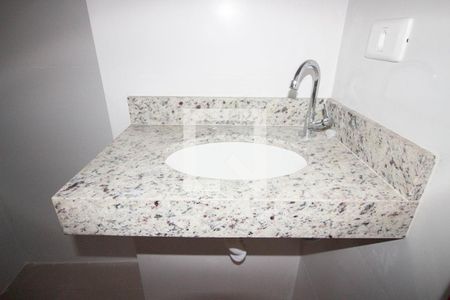 Apartamento para alugar com 39m², 1 quarto e sem vaga Apartamento para alugar com 39m², 1 quarto e sem vagaPia