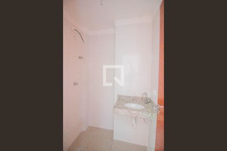 Banheiro de apartamento para alugar com 1 quarto, 39m² em Jardim Alto Pedroso, São Paulo