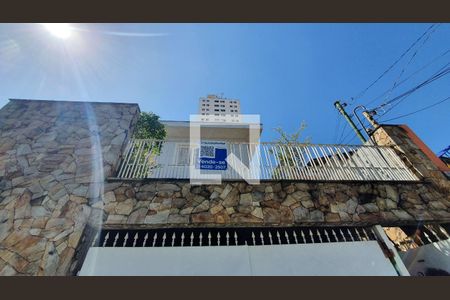 Casa à venda com 250m², 4 quartos e 2 vagas Casa à venda com 250m², 4 quartos e 2 vagasPlaquinha