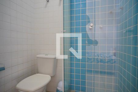 Banheiro de kitnet/studio para alugar com 1 quarto, 10m² em Lagoa da Conceição, Florianópolis