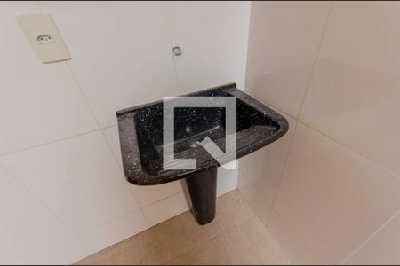 Casa de condomínio à venda com 80m², 2 quartos e 2 vagasÁrea de Serviço