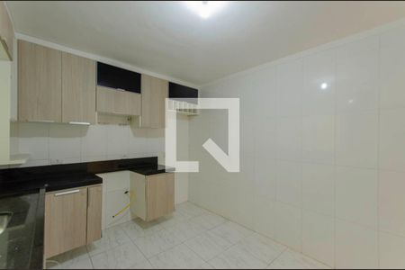 Casa de condomínio à venda com 80m², 2 quartos e 2 vagasCozinha