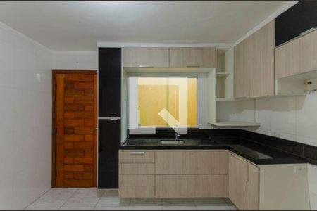 Casa de condomínio à venda com 80m², 2 quartos e 2 vagasCozinha