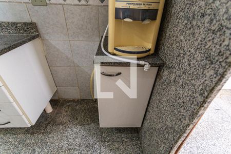 Apartamento para alugar com 70m², 2 quartos e sem vaga Apartamento para alugar com 70m², 2 quartos e sem vagaArmário da Cozinha