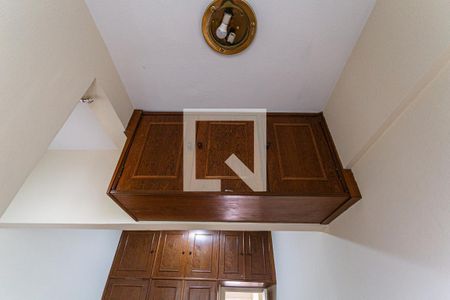 Apartamento para alugar com 70m², 2 quartos e sem vaga Apartamento para alugar com 70m², 2 quartos e sem vagaArmário da Suíte