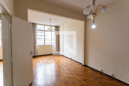 Sala de apartamento para alugar com 2 quartos, 70m² em Centro, Belo Horizonte