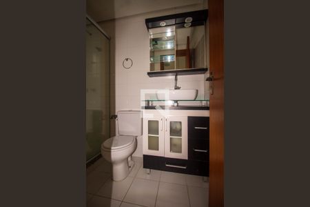 Apartamento à venda com 80m², 3 quartos e 2 vagas Apartamento à venda com 80m², 3 quartos e 2 vagasBanheiro da Suíte