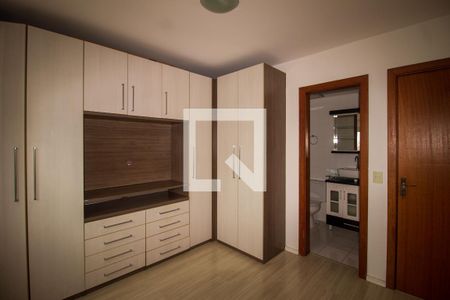 Apartamento à venda com 80m², 3 quartos e 2 vagas Apartamento à venda com 80m², 3 quartos e 2 vagasSuíte
