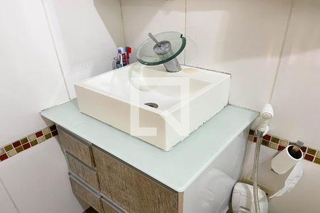 Casa à venda com 415m², 3 quartos e 3 vagasBanheiro da Suíte 3