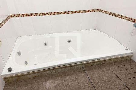 Casa à venda com 415m², 3 quartos e 3 vagasBanheiro da Suíte 3