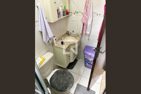 Banheiro da Suíte 1 de casa à venda com 3 quartos, 300m² em Santa Maria, Osasco