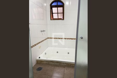 Casa à venda com 415m², 3 quartos e 3 vagasBanheiro da Suíte 3