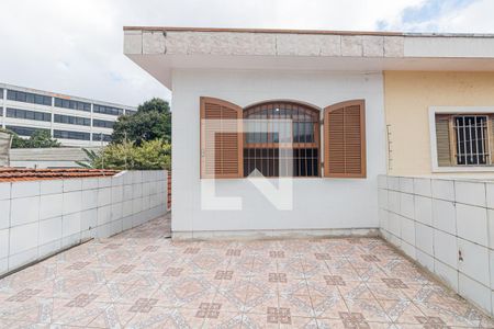 Casa à venda com 140m², 3 quartos e 2 vagas Casa à venda com 140m², 3 quartos e 2 vagasVaranda Principal