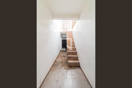 Casa à venda com 140m², 3 quartos e 2 vagas Casa à venda com 140m², 3 quartos e 2 vagasCorredor