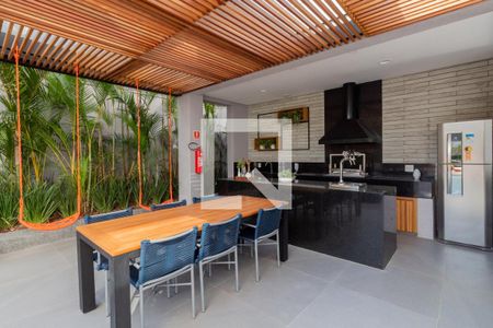 Apartamento à venda com 68m², 2 quartos e 1 vaga Apartamento à venda com 68m², 2 quartos e 1 vagaÁrea externa - churrasqueira