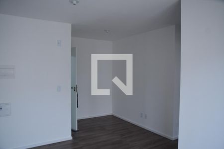 Sala de apartamento para alugar com 3 quartos, 56m² em Paisagem Renoir, Cotia