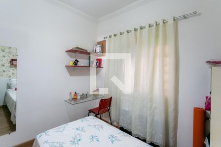 Quarto 1 de casa para alugar com 3 quartos, 82m² em Santa Efigênia, Belo Horizonte