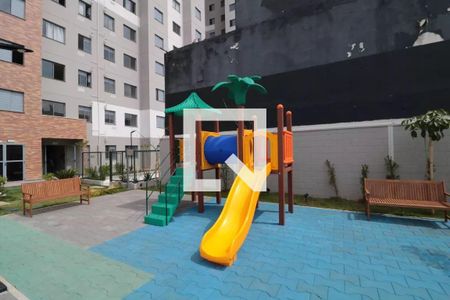 Apartamento à venda com 40m², 2 quartos e sem vagaÁrea Comum - Playground