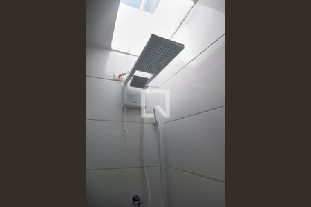 Casa à venda com 180m², 2 quartos e 1 vaga Casa à venda com 180m², 2 quartos e 1 vagaBanheiro Social