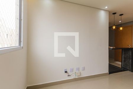 Sala de apartamento para alugar com 2 quartos, 44m² em Parque São Vicente, Mauá