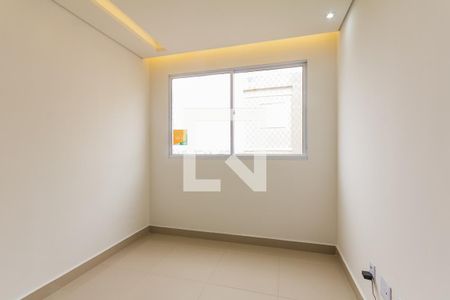 Sala de apartamento para alugar com 2 quartos, 44m² em Parque São Vicente, Mauá