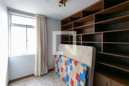 Quarto 2 de apartamento para alugar com 3 quartos, 143m² em Sagrada Família, Belo Horizonte