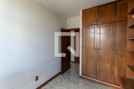 Quarto 1 de apartamento para alugar com 3 quartos, 143m² em Sagrada Família, Belo Horizonte