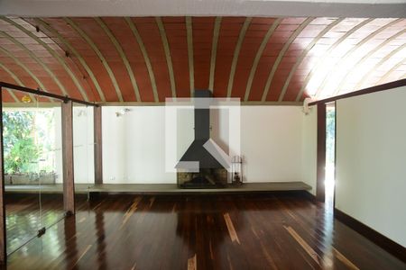 Sala de casa para alugar com 5 quartos, 1330m² em Vila Santo Antônio, Cotia