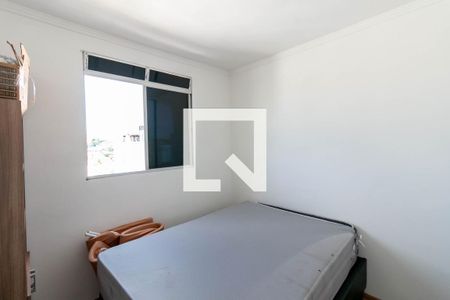 Quarto 2 de apartamento para alugar com 2 quartos, 50m² em Camargos, Belo Horizonte