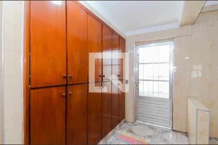 Casa para alugar com 200m², 3 quartos e 1 vagaÁrea de Serviço