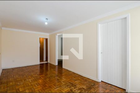 Sala de casa para alugar com 3 quartos, 200m² em Jardim Terezópolis, Guarulhos