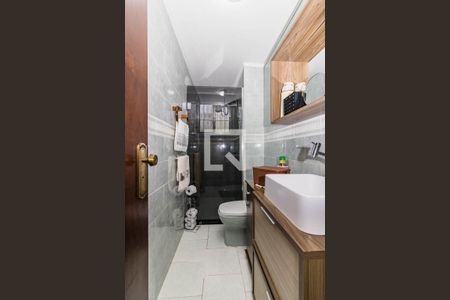 Apartamento para alugar com 77m², 3 quartos e sem vagaBanheiro